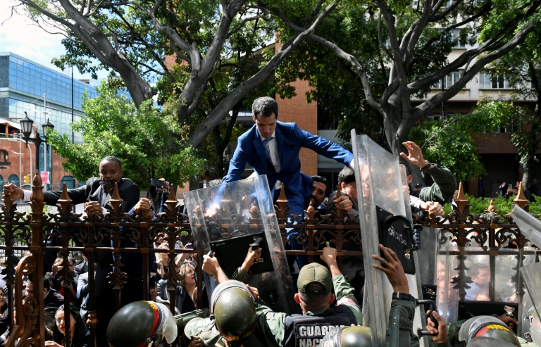 Golpe al parlamento de venezuela
