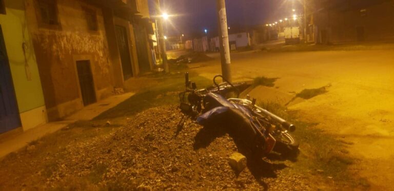 Motociclista muere en horario de toque de queda