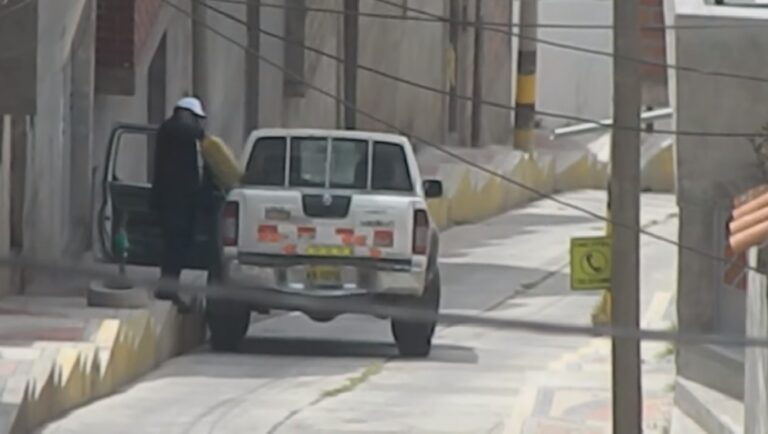 Policía es acusado de  robar combustible