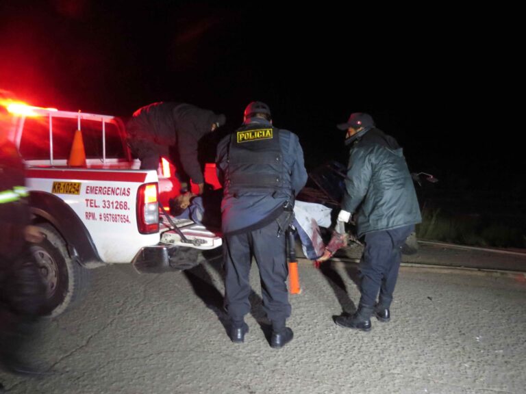 Madre se suicida en su habitación