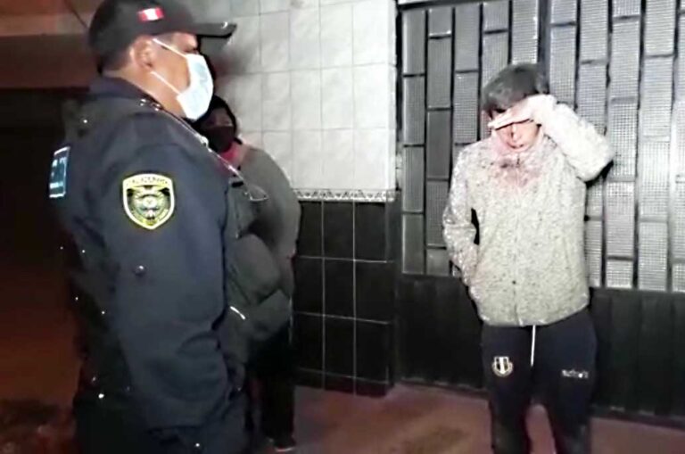 Joven es agredido por sus amigos tras libar licor