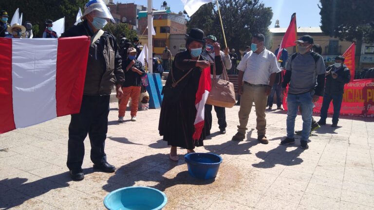 Protestas contra el gobierno central