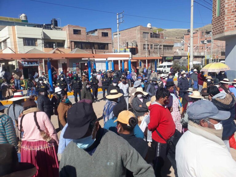 Conflicto por reubicación de feriantes