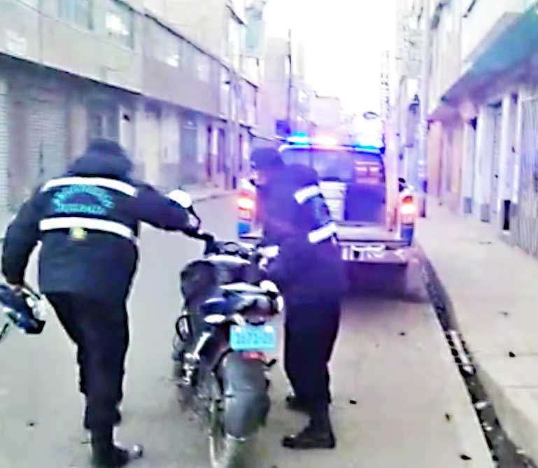 Policía protagoniza fatal accidente