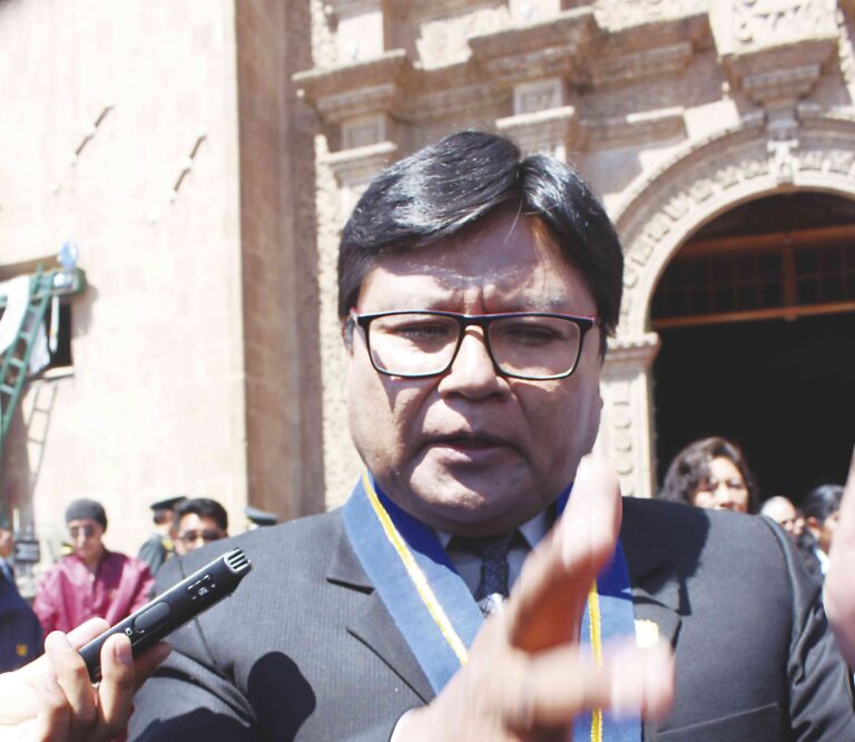 Consejo vuelve a citar a gobernador provisional
