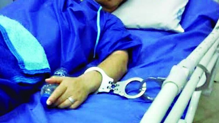 Mata a mujer y casi se suicida