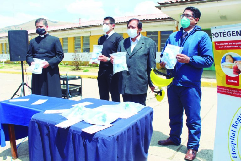 Entregan equipos a hospitales