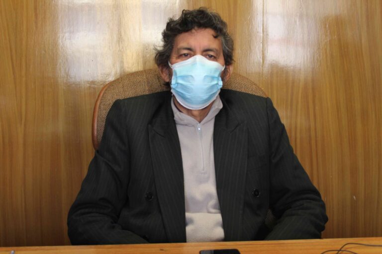 Detalla incremento de sueldo a 12 mil
