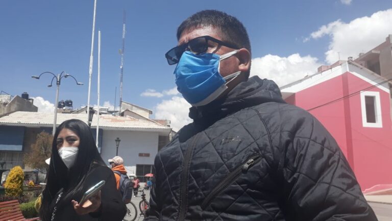 Cuestionan al Minedu