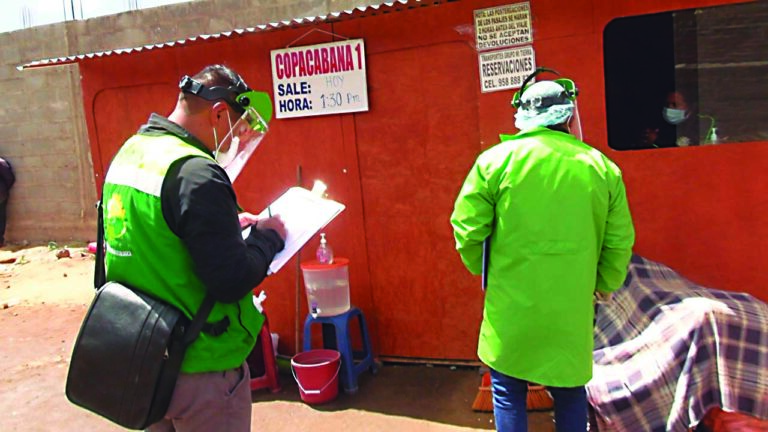 Terminales burlan leyes municipales