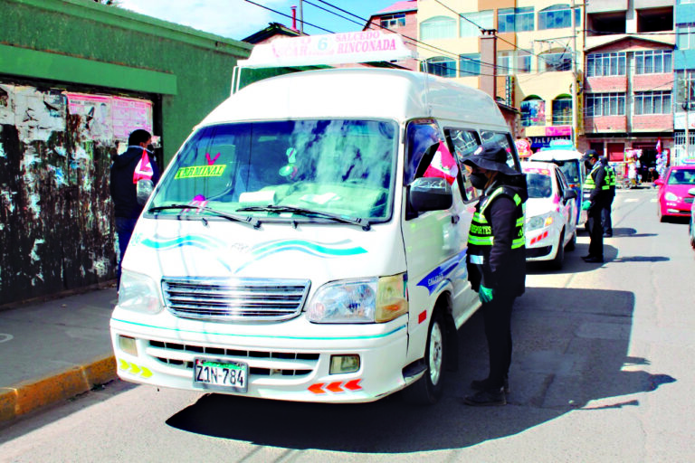 Sector transportes reinicia actividades