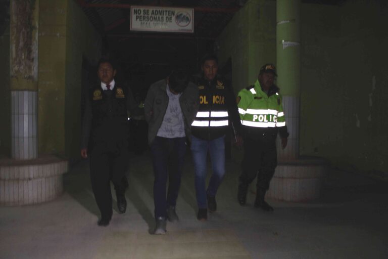 Sujeto roba S/ 2 mil  a mujer que le da empleo
