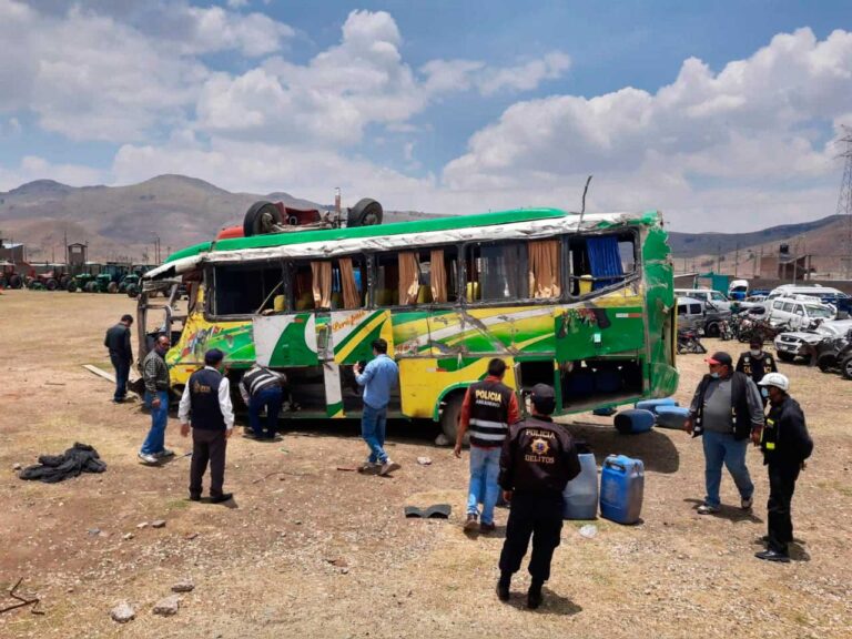 Bus que se accidentó transportaba cocaína
