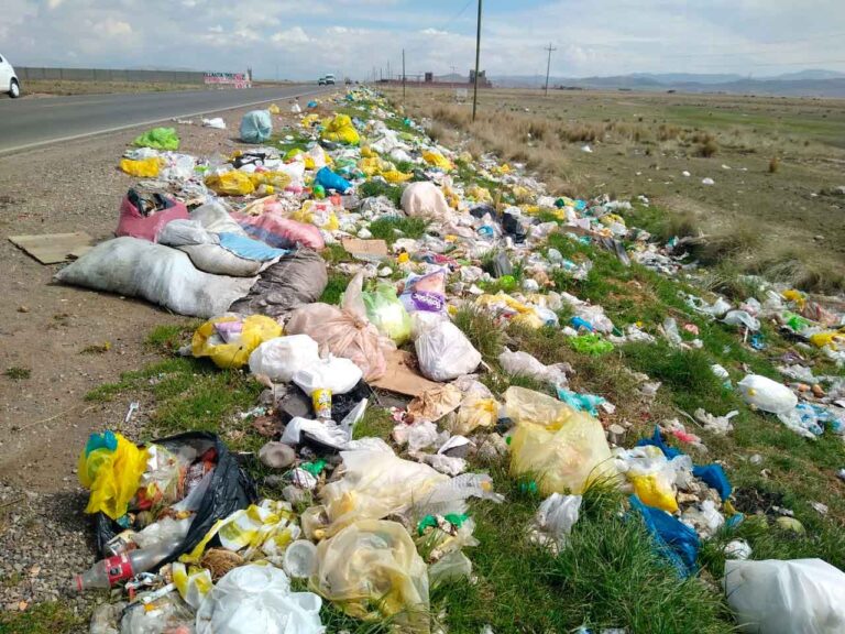 Exigen retirar basura de salida Huancané