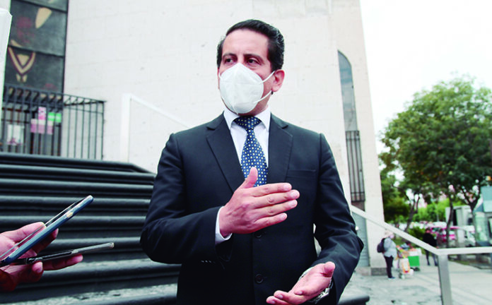 Contraloría denunciará a hospitales que no subsanen observaciones de listas de vacunación