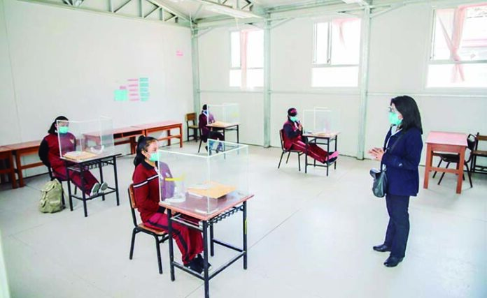 En Arequipa evalúan reinicio de clases presenciales desde el 16 de abril en zonas rurales
