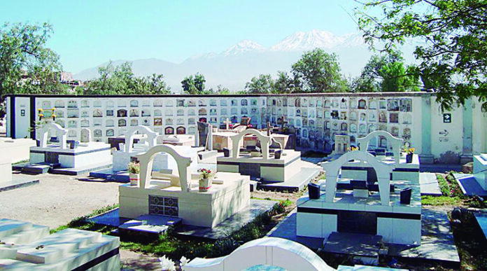 Cementerio general La Apacheta reabre sus puertas para permitir visitas