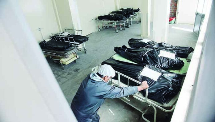 Arequipa baja cifra de muertes dias por covid y contagios va llegando al tope