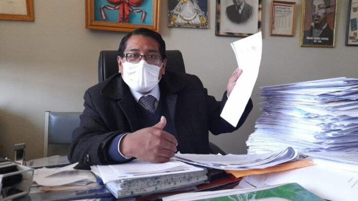 Sindicato de trabajadores del hospital MNB insiste en remover del cargo a su actual director