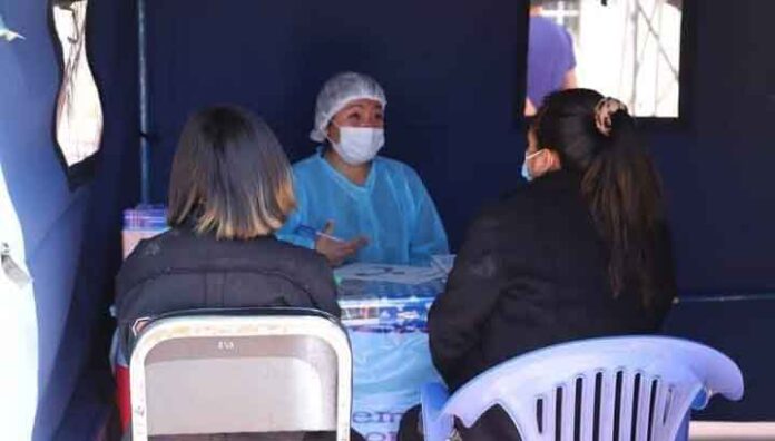 Solo el 35% de mujeres gestantes fueron vacunadas contra la Covid en Juliaca