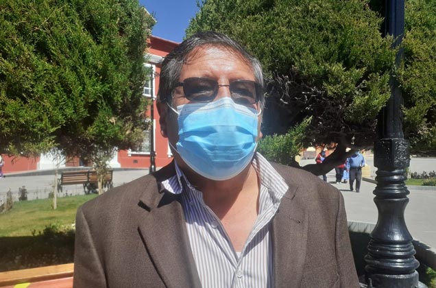 Padre de familia pide el retorno a la educación presencial en la región Puno