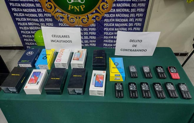 Detienen a mujer que vendía celulares de contrabando en el cercado de Arequipa