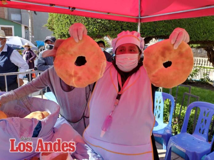 Puno: Presentan más de 14 variedades de pan puneño en festival regional