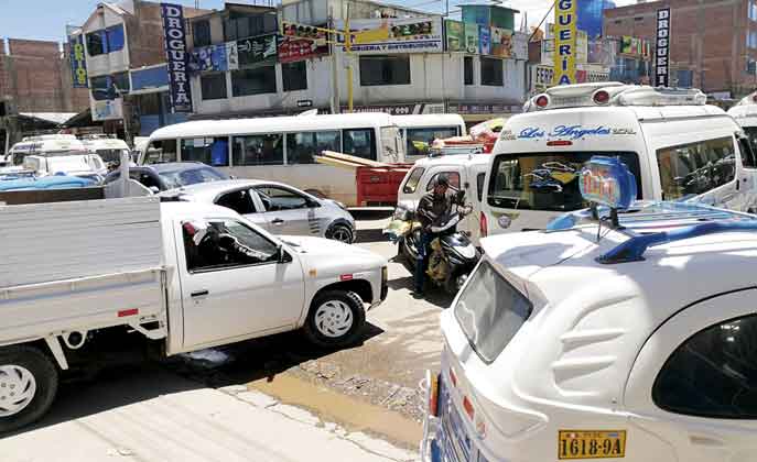 Juliaca: Caos vehicular continua pese a la existencia de un plan municipal