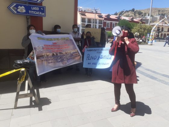 Puno: Profesionales de la salud exigen nombramientos en redes de salud de la región