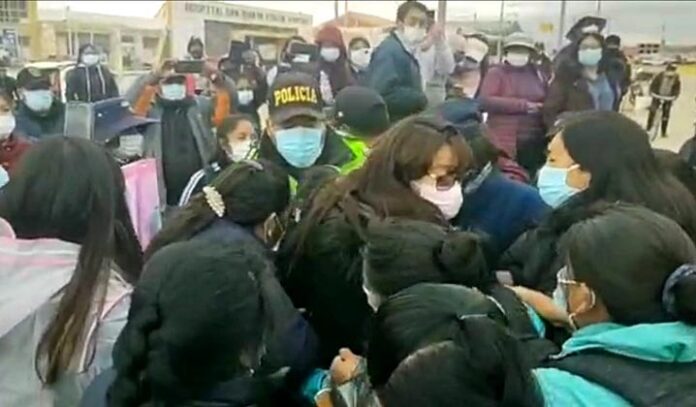 Se desata enfrentamiento por despidos arbitrarios en la Redess Melgar