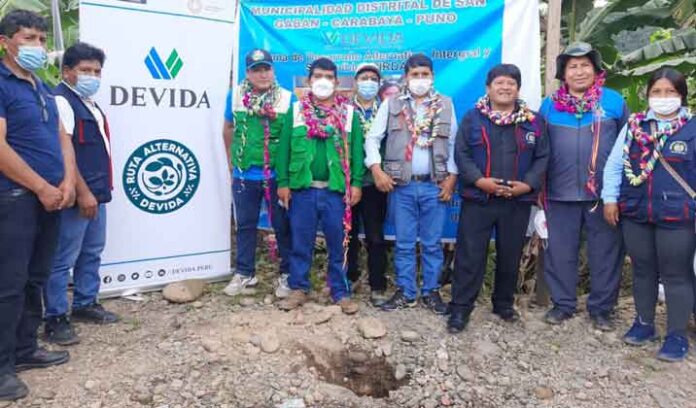 Acuicultores de San Gabán reciben asistencia técnica para la crianza de Paco