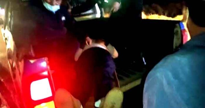 Juliaca: Dos personas resultaron heridas en choque entre camión y una camioneta