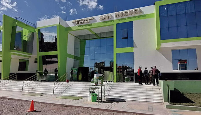 Vecinos de San Miguel descalifican a su alcalde por pésima gestión municipal