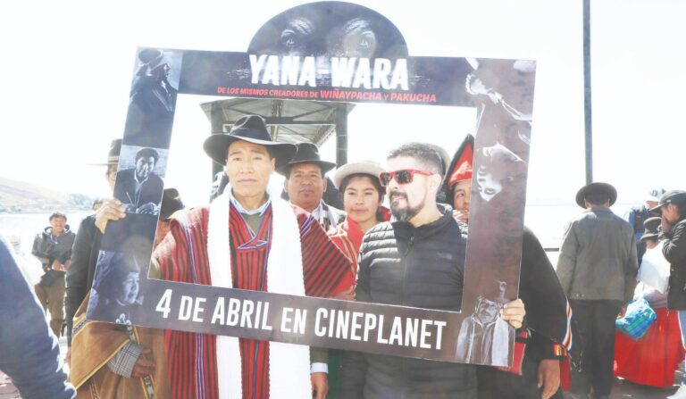 Lanzamiento de “YANA-WARA” en Los Uros