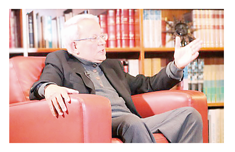 Ministro se pelea con Hildebrandt
