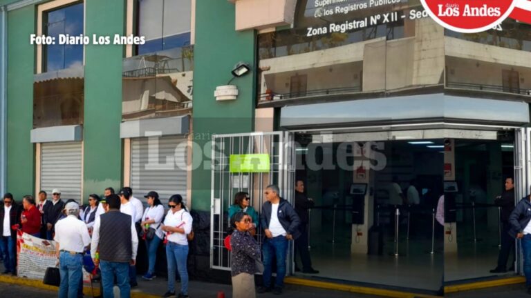 Trabajadores de Sunarp paralizan y se levantan en huelga de 48 horas