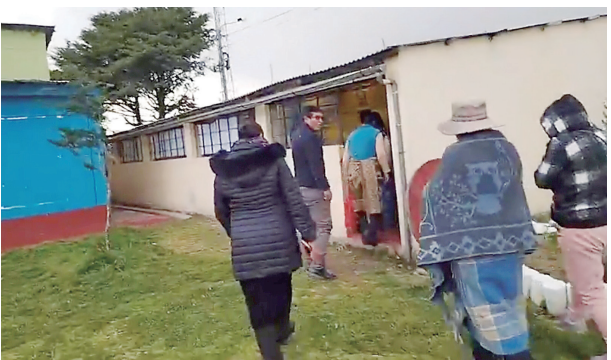 Escolares afectados esperan indemnización de Qali Warma