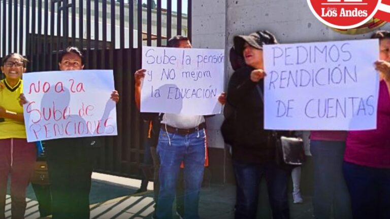 Padres de colegio Ejército protestan por suba de pensiones