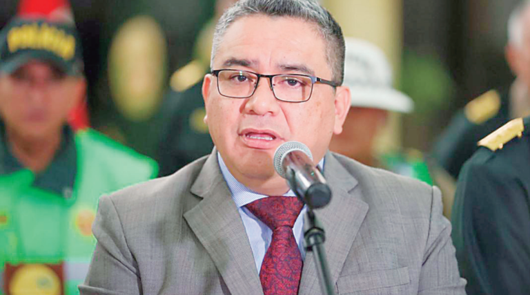 Ministro del Interior al borde del colapso total