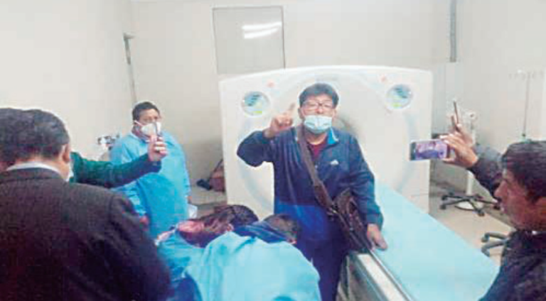 GORE Puno vuelve a fracasar en compra de tomógrafo