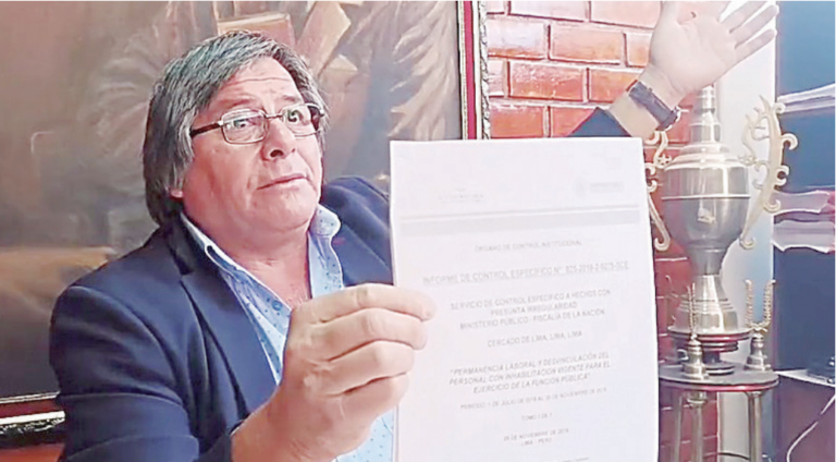 Sutep exige destitución de gerenta de Educación