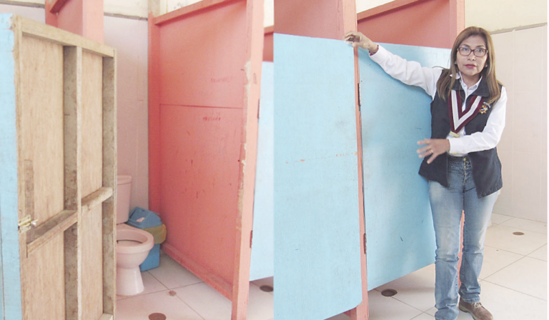 Arequipa: estudian hacinados en colegio de Chivay