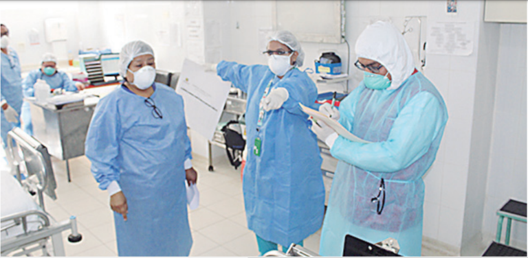 Arequipa carece de 2,500 médicos