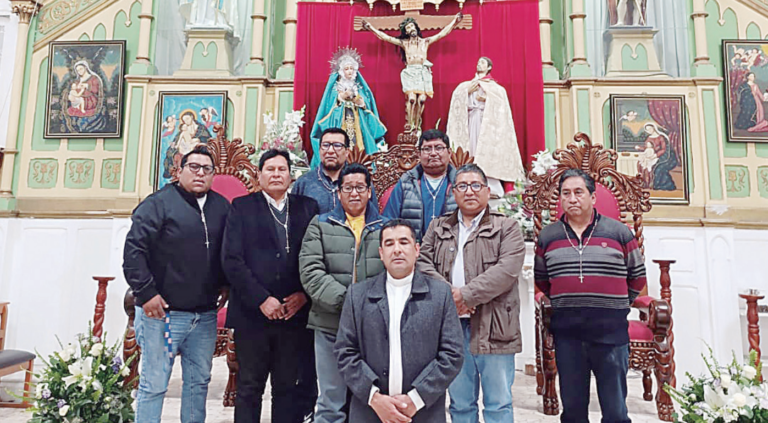 «Habemus fiesta” luego de paz entre federaciones en Puno