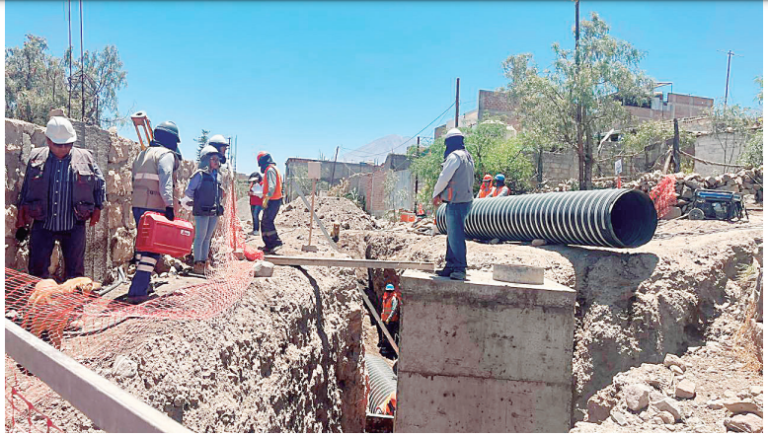 Arequipa: vecinos en riesgo por obra inconclusa en Sabandía