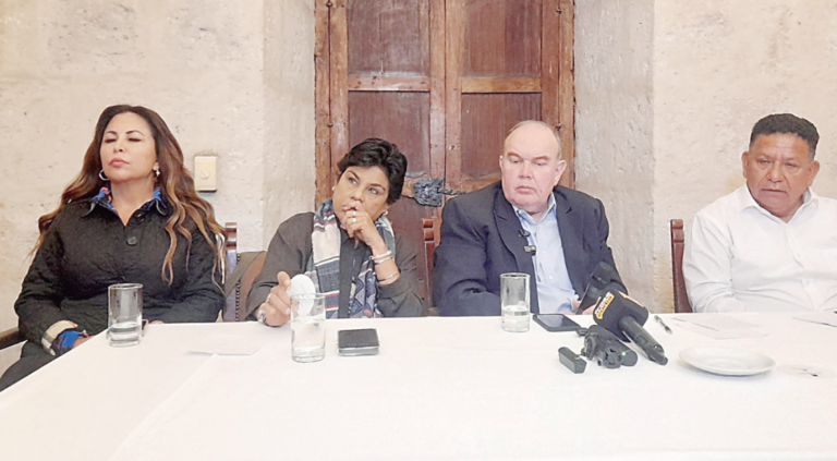 Arequipa: proselitismo político con legisladores y alcaldes