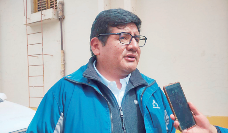 Juliaca: hay suero para rato en el hospital