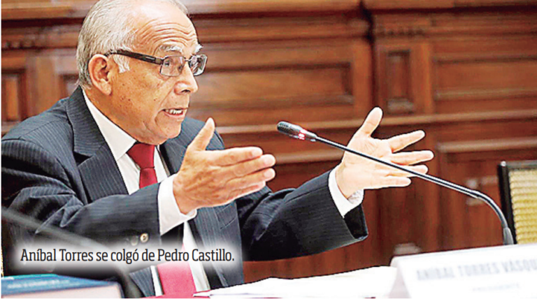 Aníbal Torres con chances