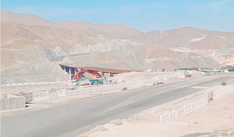 Se paraliza construcción del puente Arequipa-La Joya