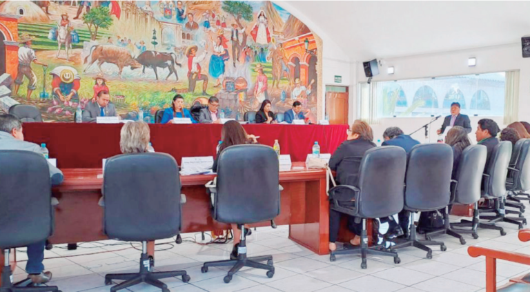 Concejo Municipal rechaza por tercera vez vacancia de alcalde de Arequipa